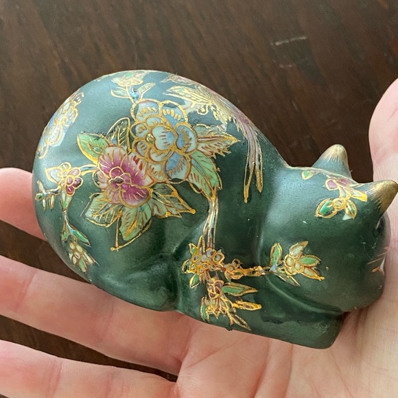 Fitz And Floyd Takahashi Style Cat Figurine Cloisonne Painted Green Flowers 4” - Picture 7 of 8